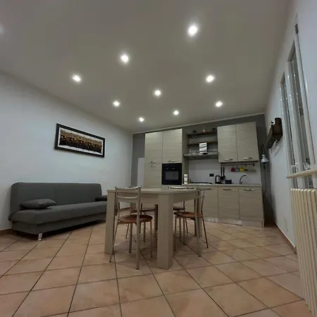 Spazioso Vicino A Tutto Apartment Tortona